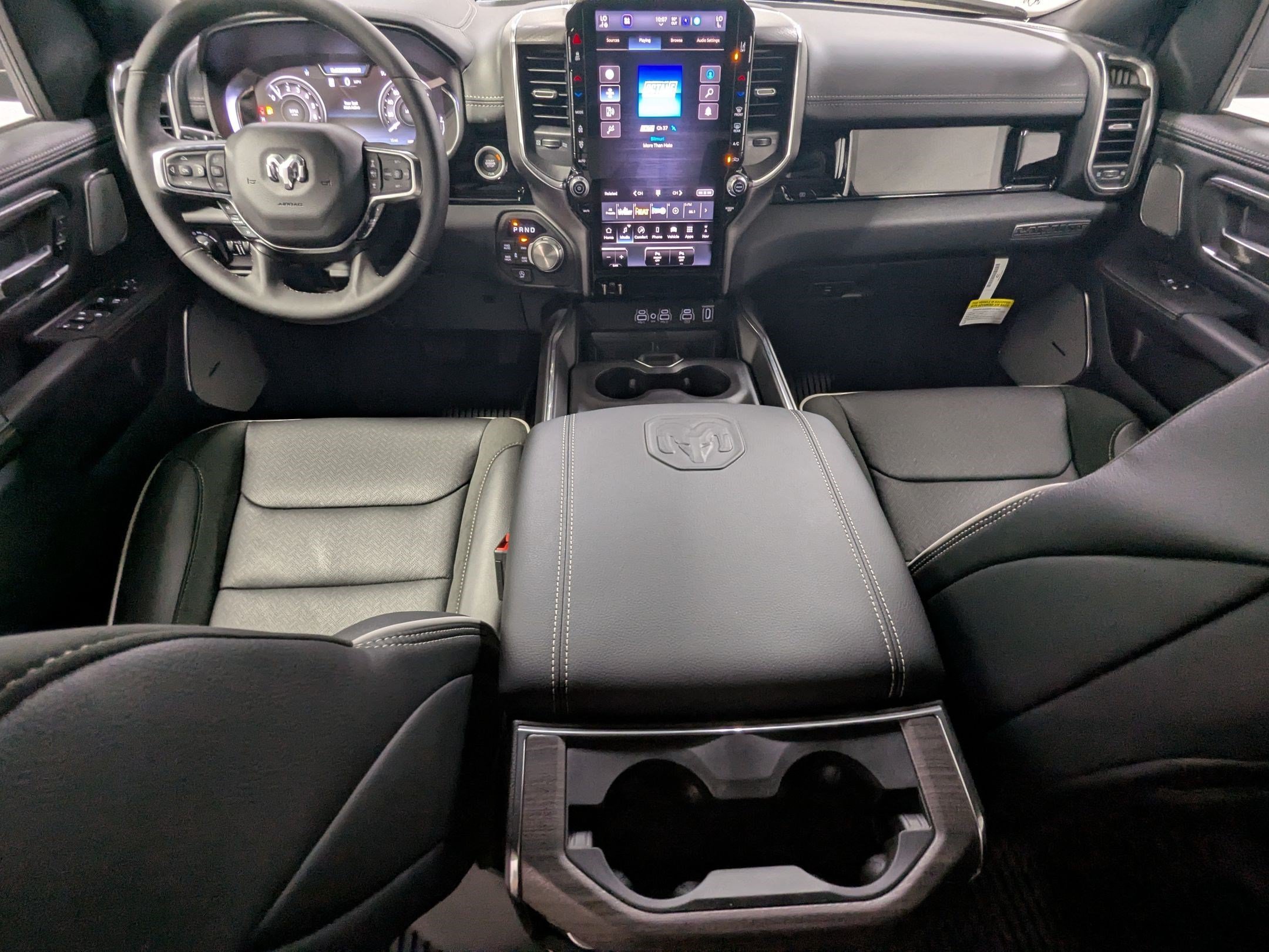 New 2026 Granite Crystal Metallic Clear-Coat Exterior Paint RAM Laramie image 15