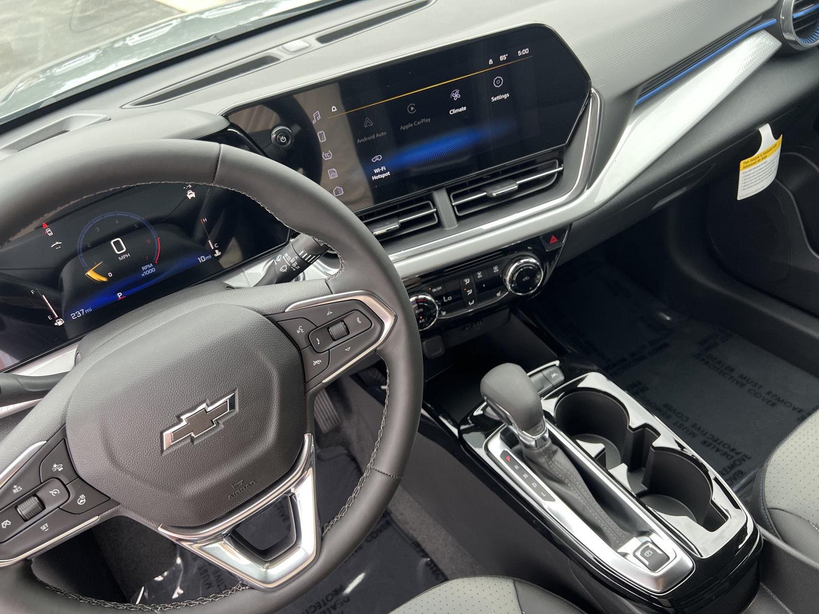 2026 Chevrolet Trax LT - Photo 27