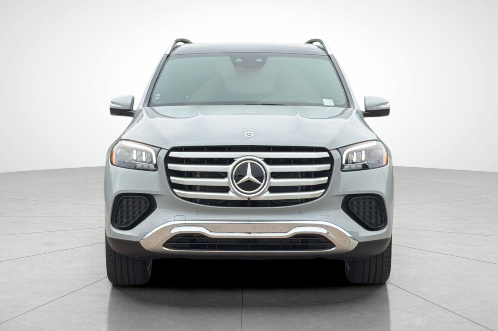 New 2026 MANUFAKTUR Alpine Grey Mercedes-Benz GLS 450 image 9