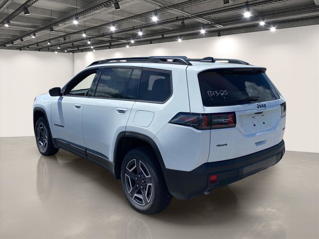 New 2026 Bright White Clear-Coat Exterior Paint Jeep Limited image 3