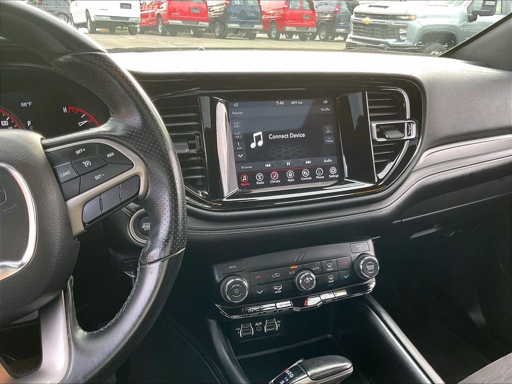 Used 2022 Gray Dodge SXT image 19