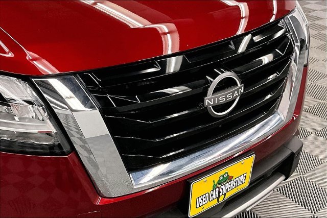 Used 2024 Scarlet Ember Nissan SL image 35