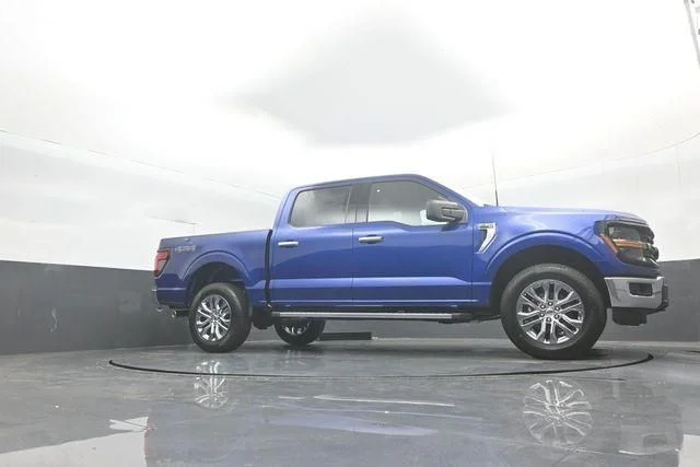 New 2026 Blue Ford XLT image 33