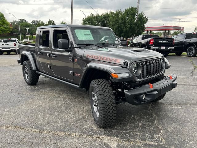 New 2026 Granite Crystal Metallic Clear-Coat Exterior Paint Jeep Mojave X image 3