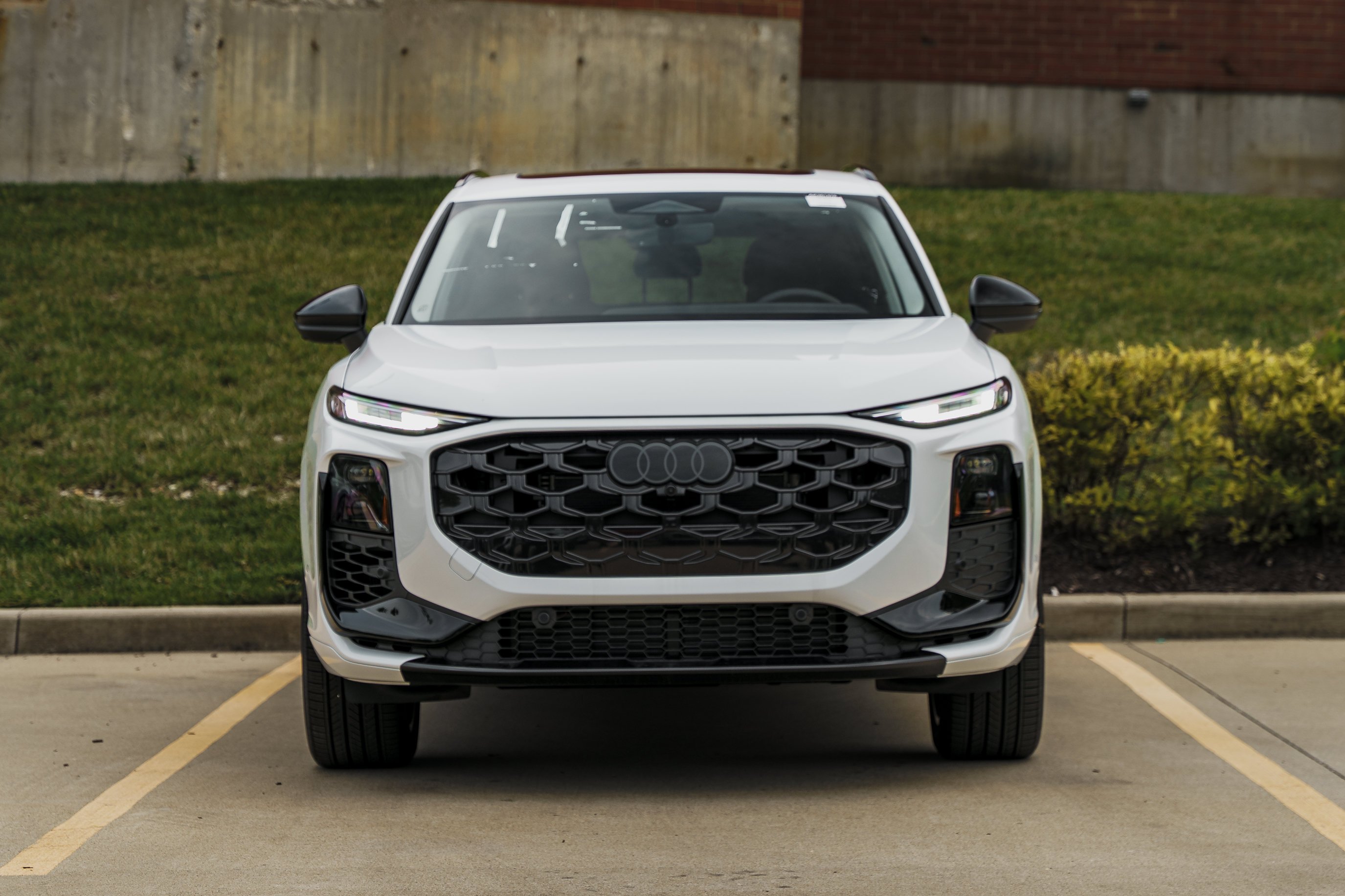 New 2026 GALCIER WHITE Audi S line image 30