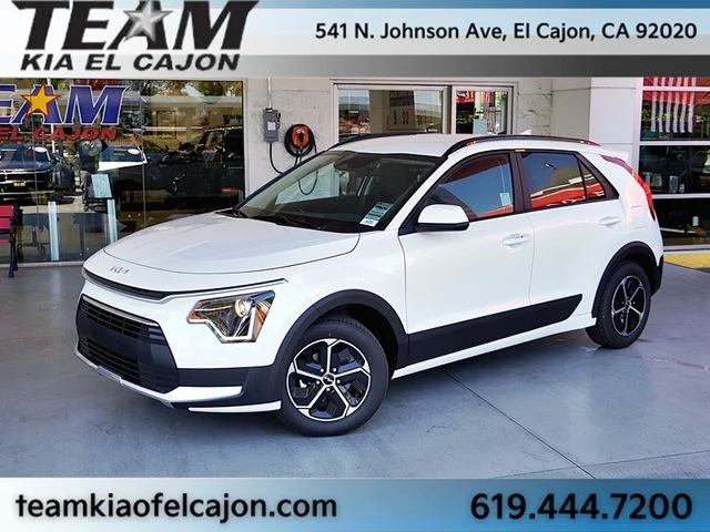 2026 Kia Niro LX HEV's photo