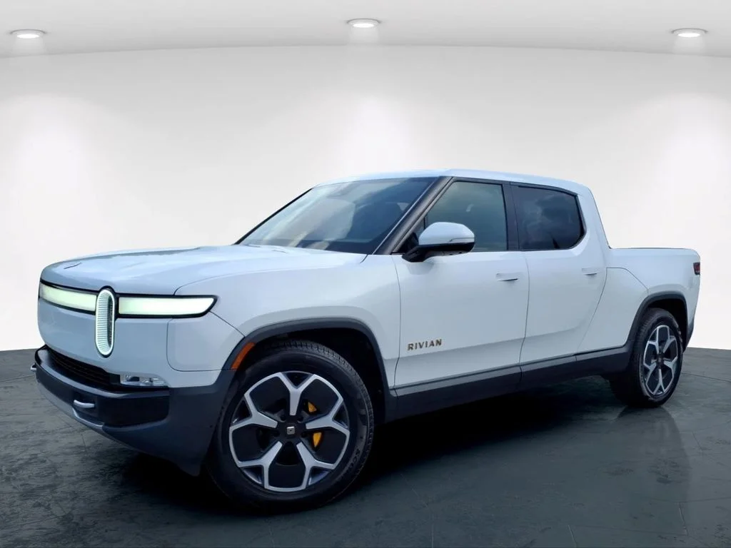 Used 2022 White Rivian Adventure image 2