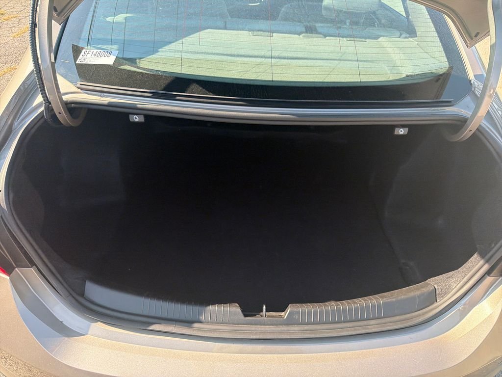 Used 2025 Gray Chevrolet LT image 9