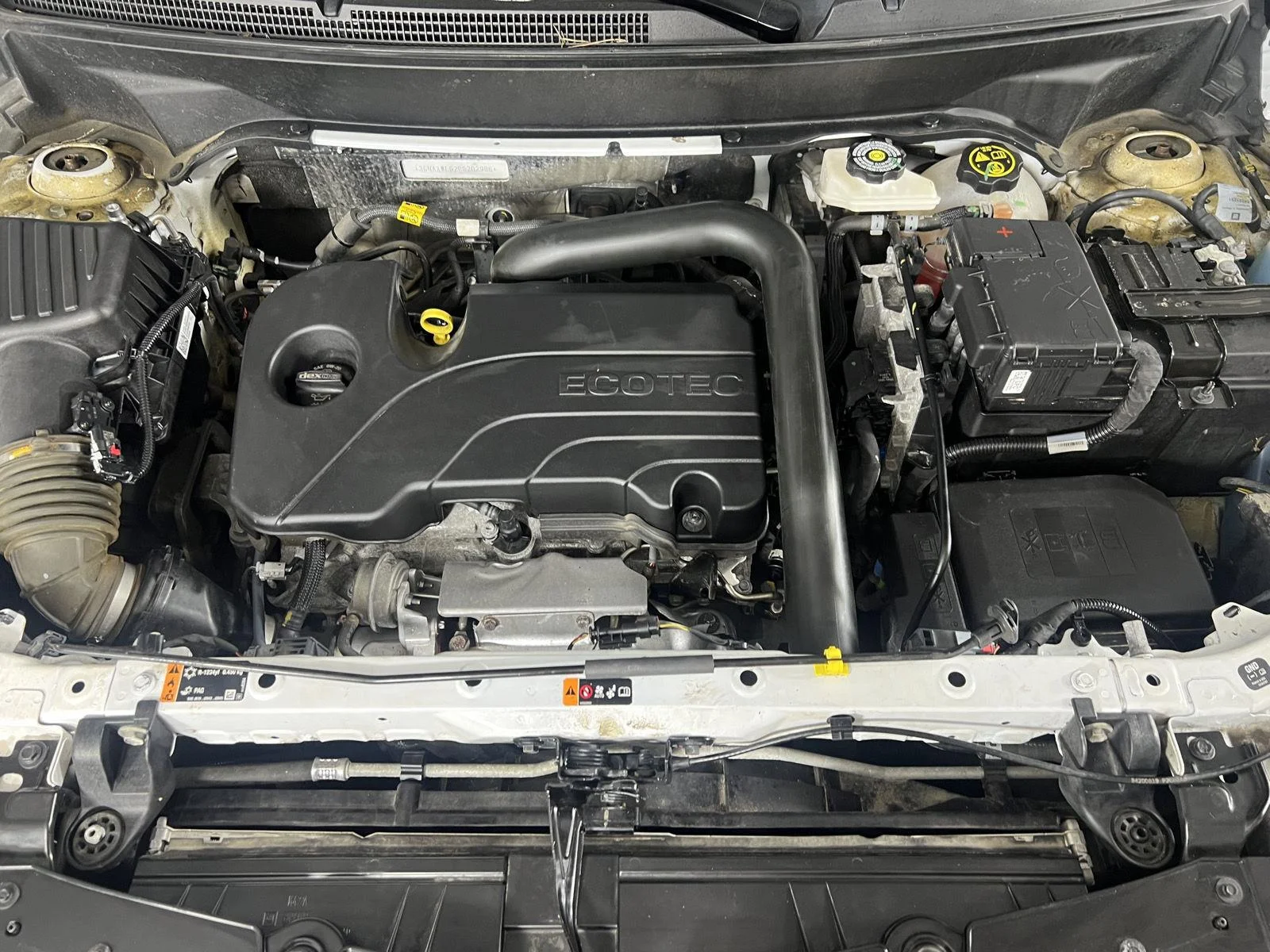 Used 2023 Summit White Chevrolet RS image 42