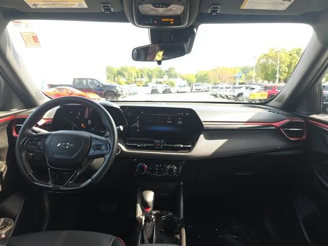 Used 2024 White Chevrolet RS image 27