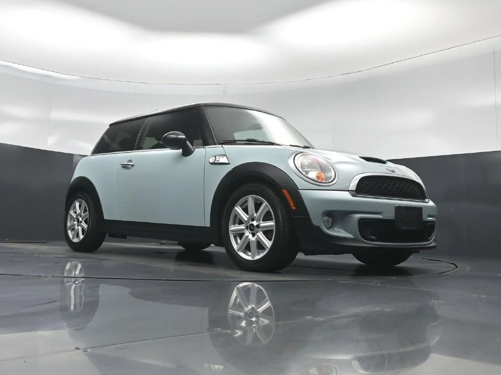 Used 2013 Blue MINI Base image 43