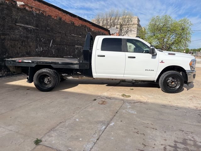 Used 2024 White Ram SLT image 9