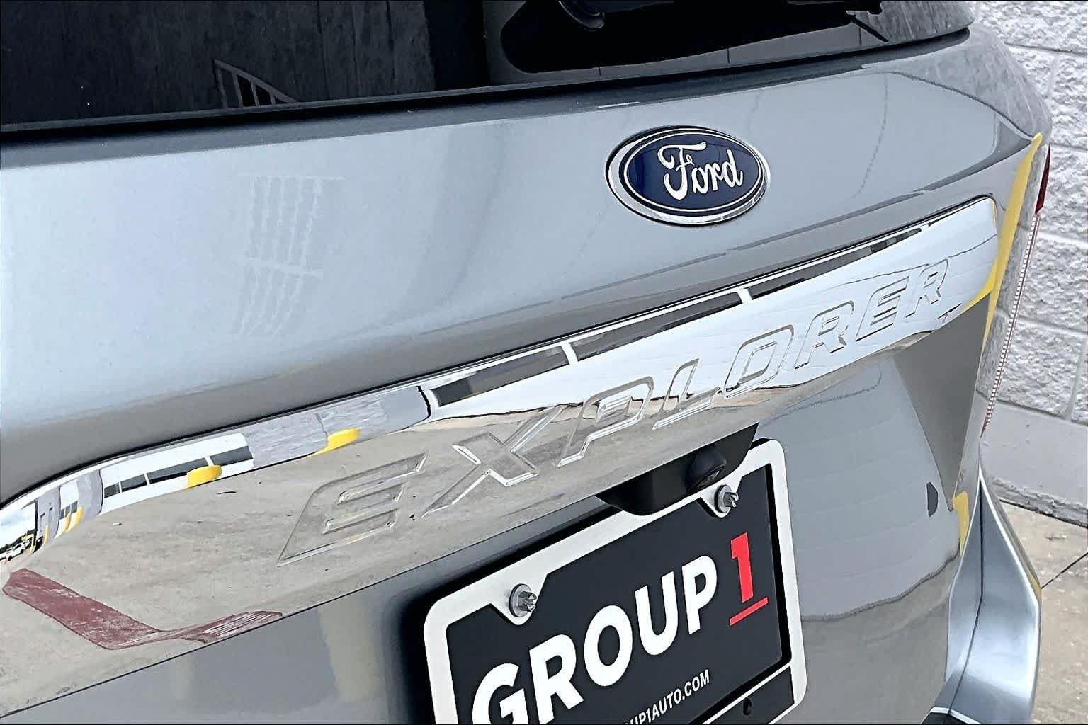 Used 2023 Iconic Silver Metallic Ford King Ranch image 28