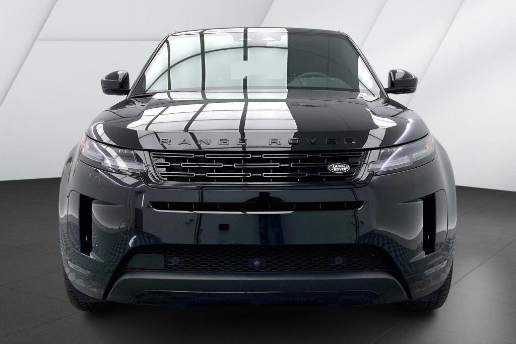 New 2025 Santorini Black Land Rover Core S image 2