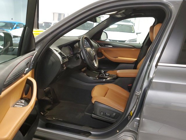Used 2024 Gray BMW xDrive30i image 14