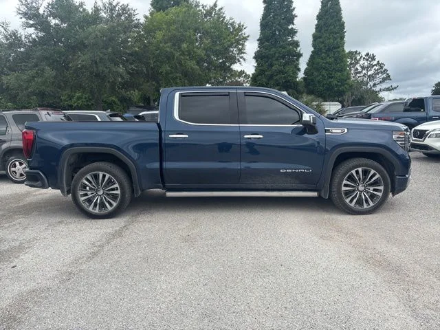 Used 2023 Blue GMC Denali image 4