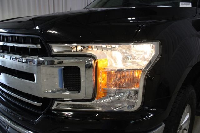 Used 2018 Shadow Black Ford XLT image 31