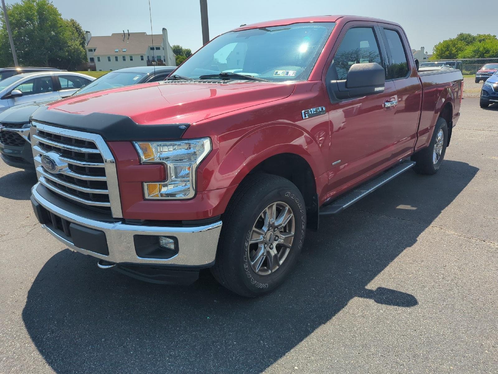 Used 2016 RUBY RED METALLIC TINTED CLEARCOAT FORD TRUCK XLT image 3