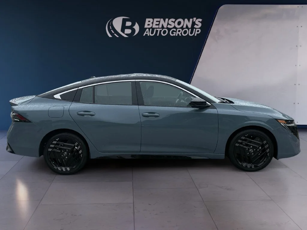 New 2027 Gray Nissan SR image 6