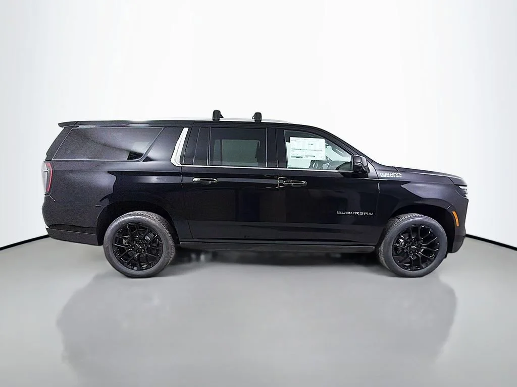 2026 Chevrolet Suburban High Country - Photo 4