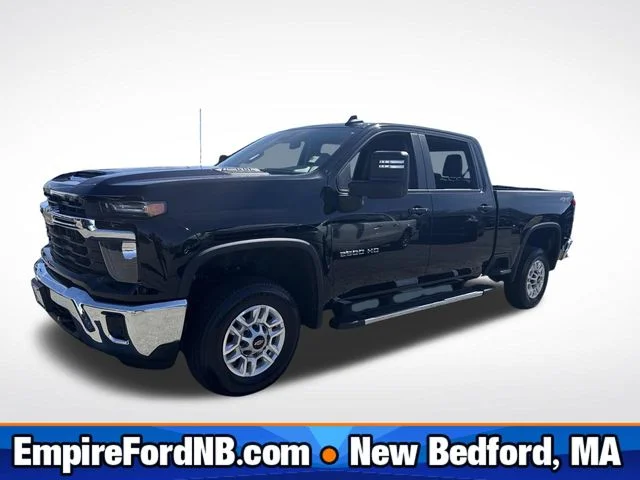 Used 2025 Black Chevrolet LT image 1