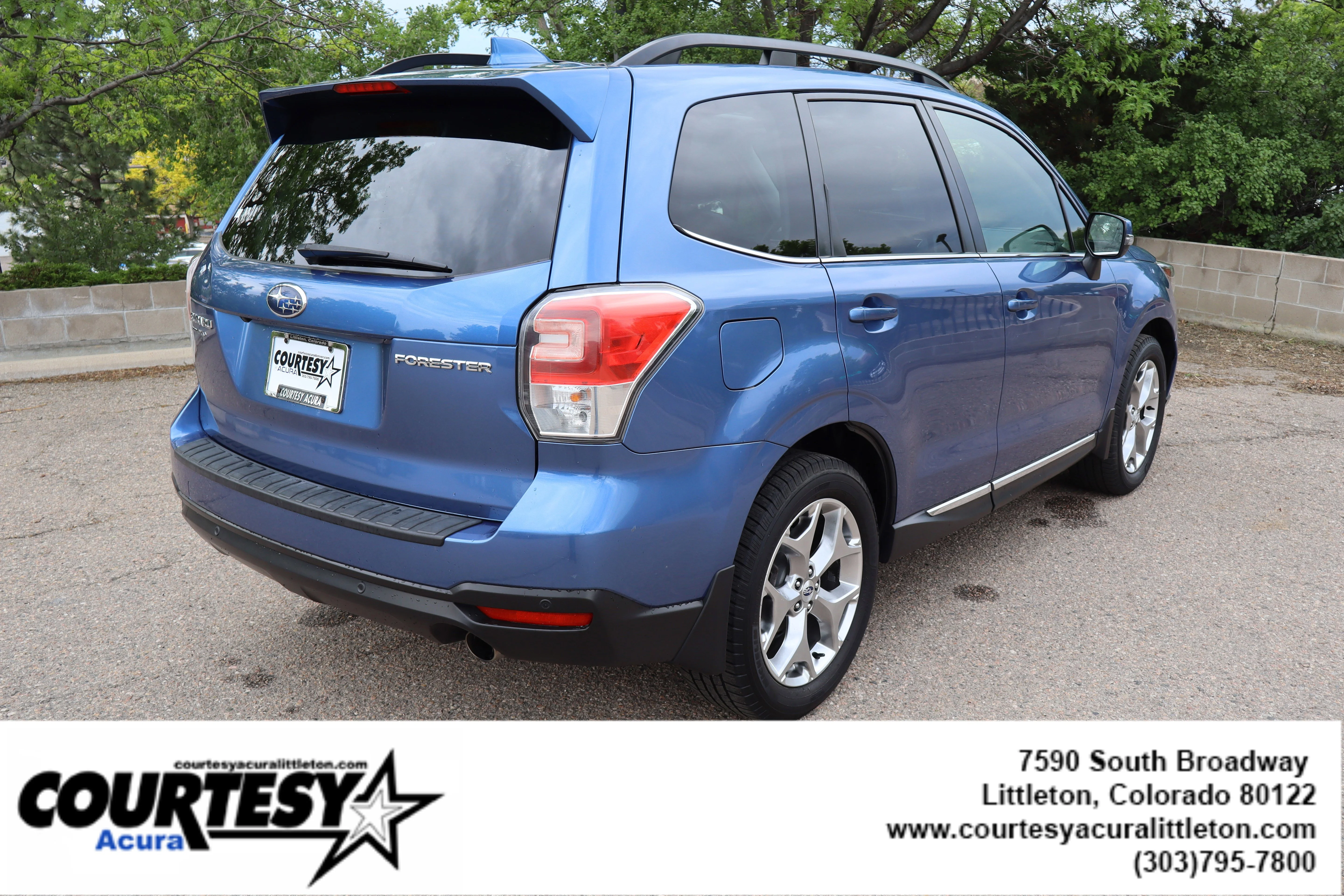 Used 2018 Quartz Blue Pearl Subaru Touring image 6