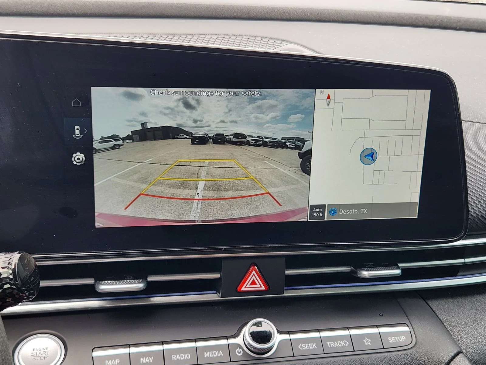 Used 2024 Red Hyundai SEL image 15