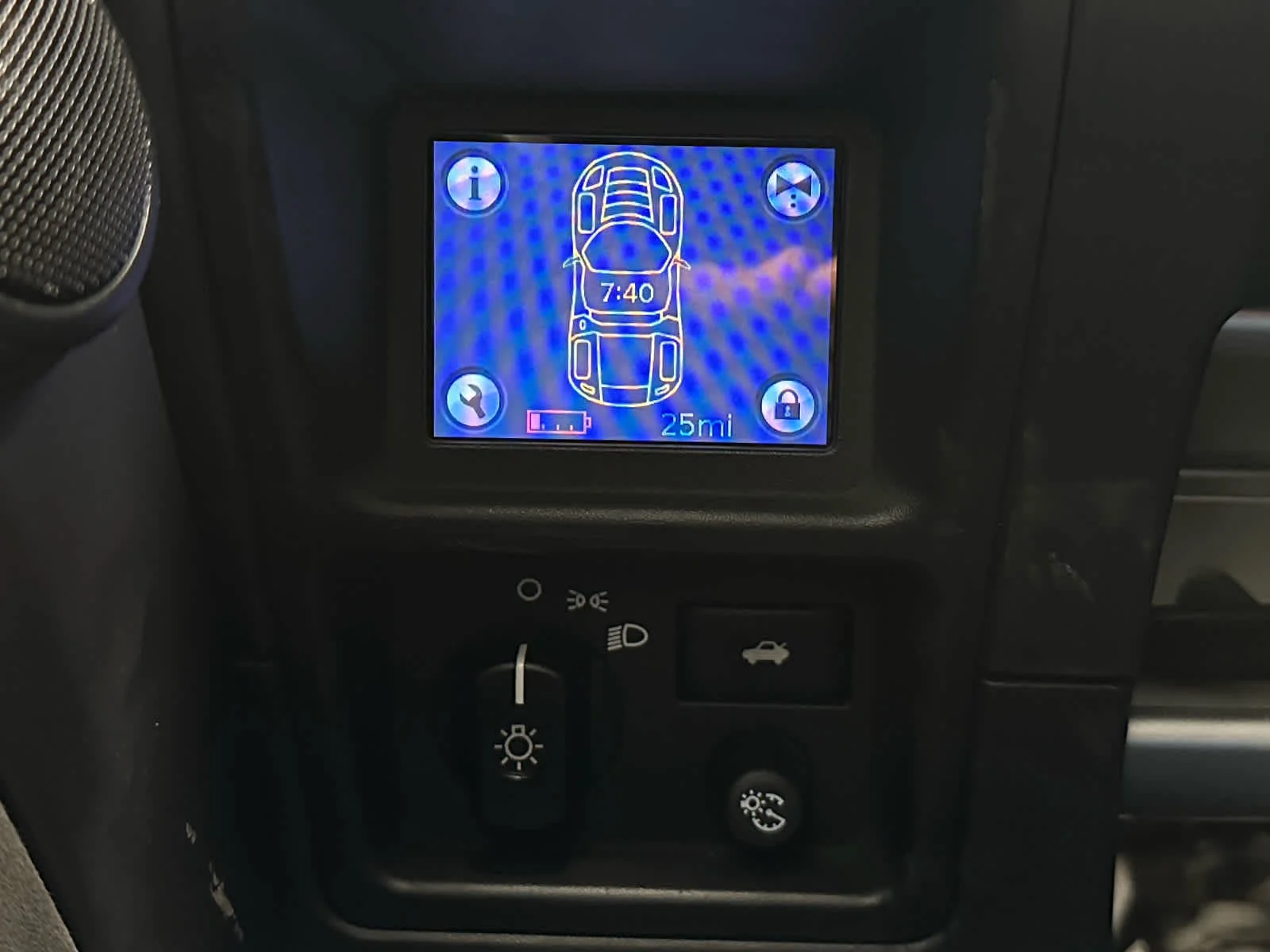 Used 2008 Racing Green Tesla  image 18