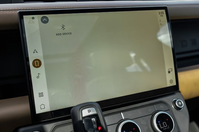 New 2026 Santorini Black Land Rover X-Dynamic SE image 44