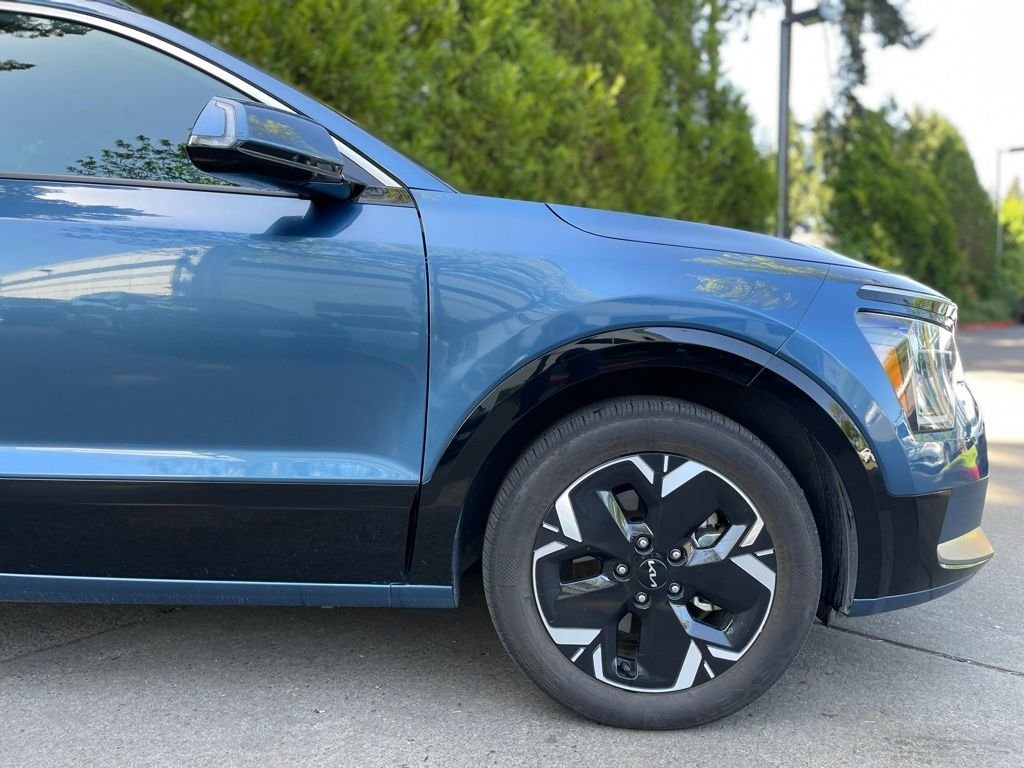 Used 2024 Kia Niro Wind with VIN KNDCR3L13R5115913 for sale in Gladstone, OR