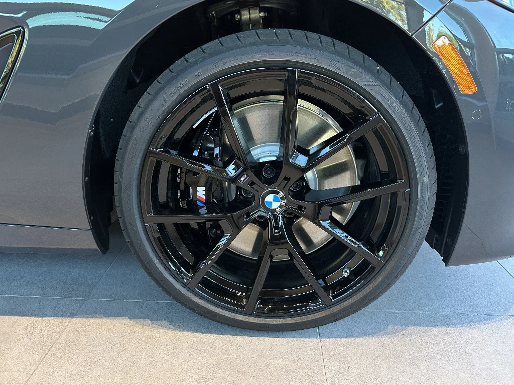 New 2026 Dravit Grey Metallic BMW i xDrive image 8