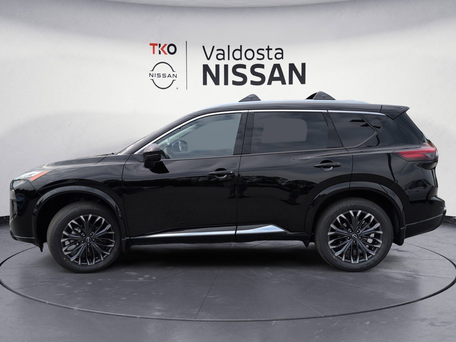 New 2026 Super Black Nissan Platinum image 10