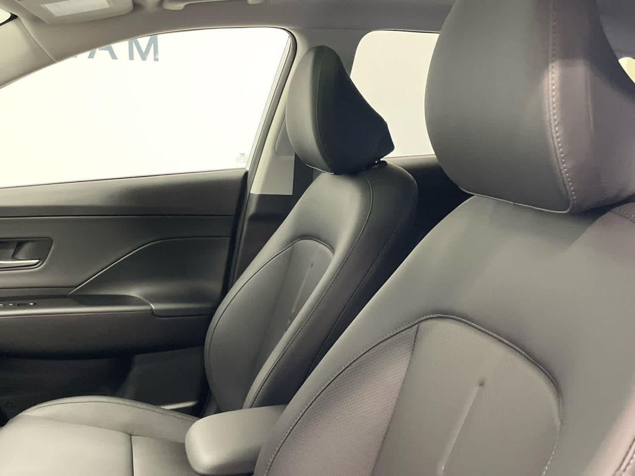 New 2026 Atlas White Hyundai Limited AWD image 25
