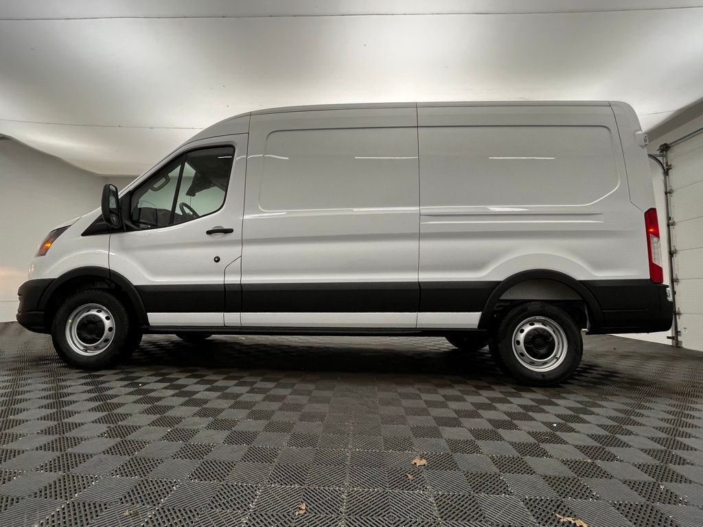 New 2026 White Ford Base image 6