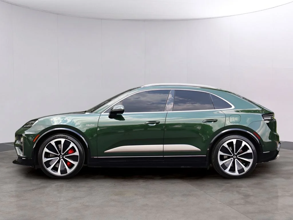 Used 2024 Porsche Macan Turbo Electric with VIN WP1AC2XAXRL200221 for sale in Kansas City