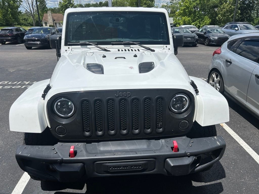 Used 2016 White Jeep Unlimited Rubicon image 3