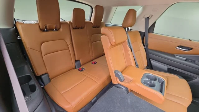 Used 2022 Boulder Gray Pearl Nissan Platinum image 41