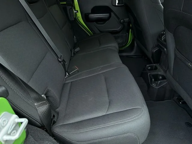 Used 2019 Green Jeep Unlimited Sport image 36