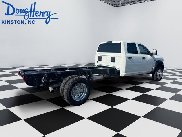 New 2026 Bright White Clearcoat RAM Tradesman image 5