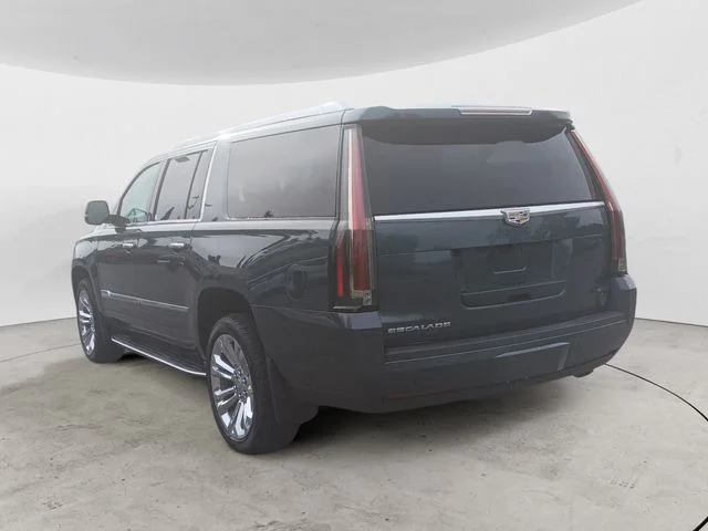 Used 2020 Gray Cadillac Premium image 7