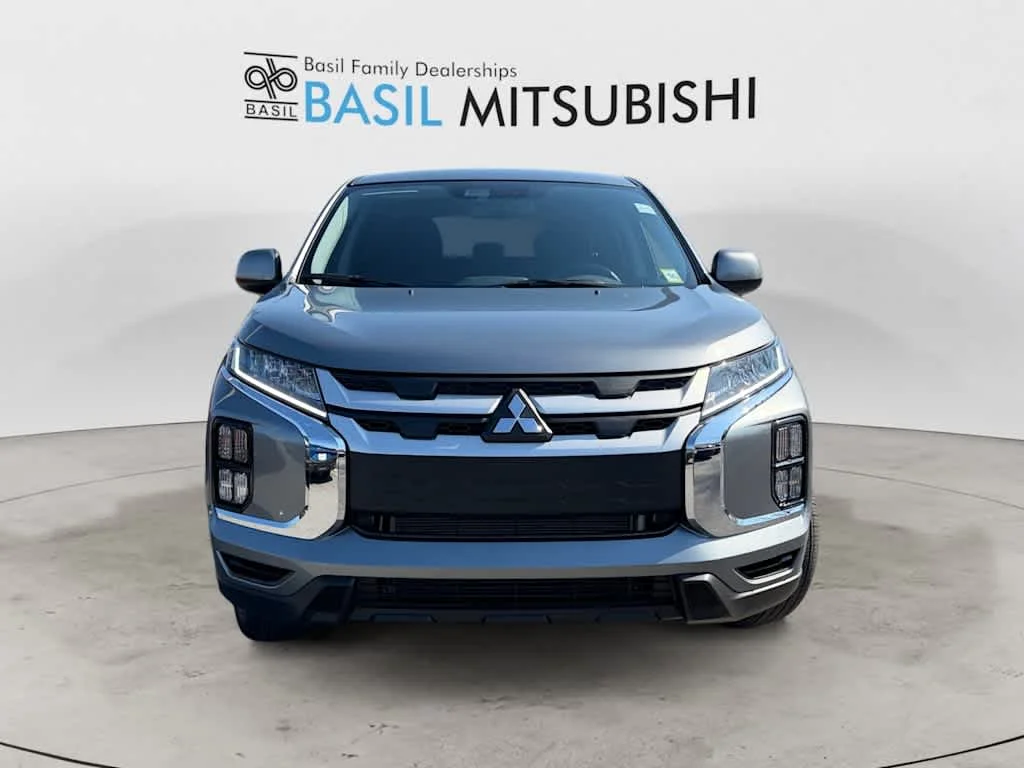 New 2026 Mercury Gray Metallic Mitsubishi ES image 8