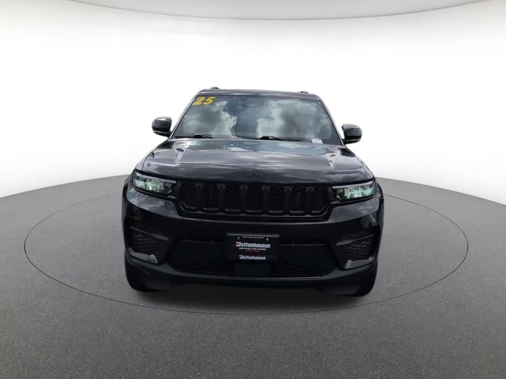 Certified Used 2025 Black Jeep Altitude image 3