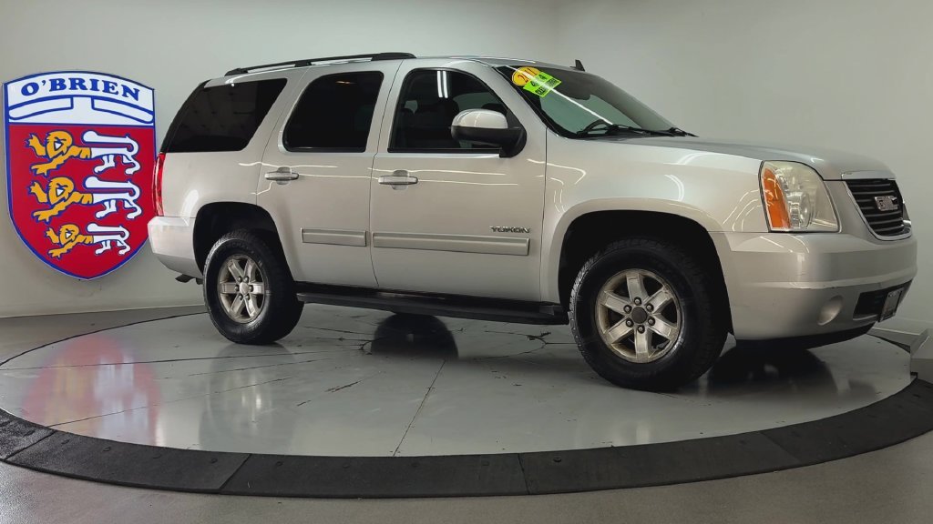 Used 2011 Pure Silver Metallic GMC SLE image 3