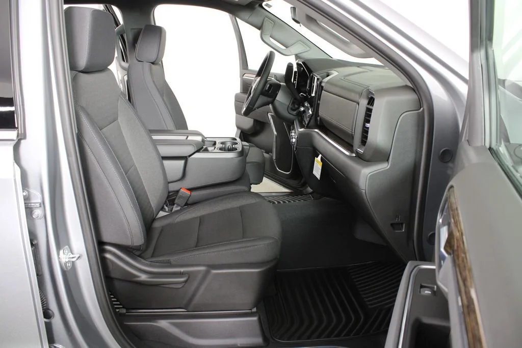 2026 GMC Sierra 1500 SLE - Photo 15