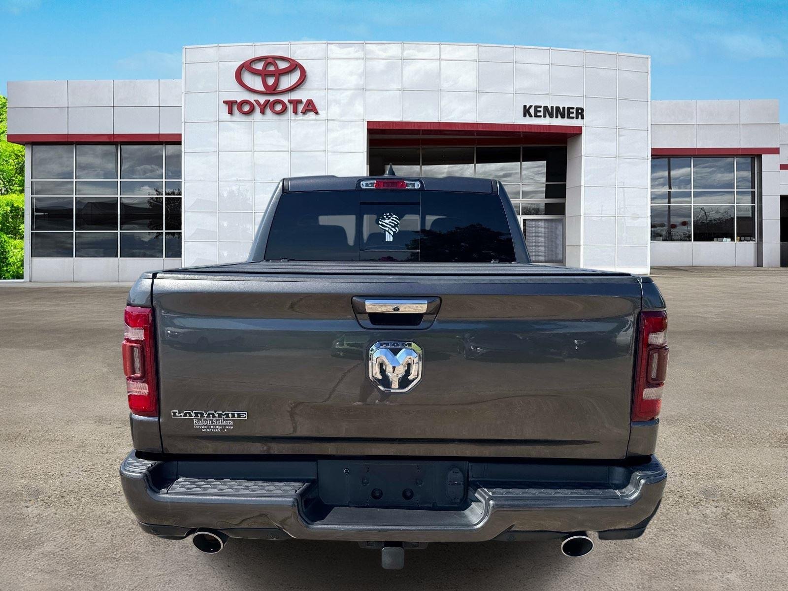 Used 2021 Granite Crystal Metallic Clearcoat Ram Laramie image 6