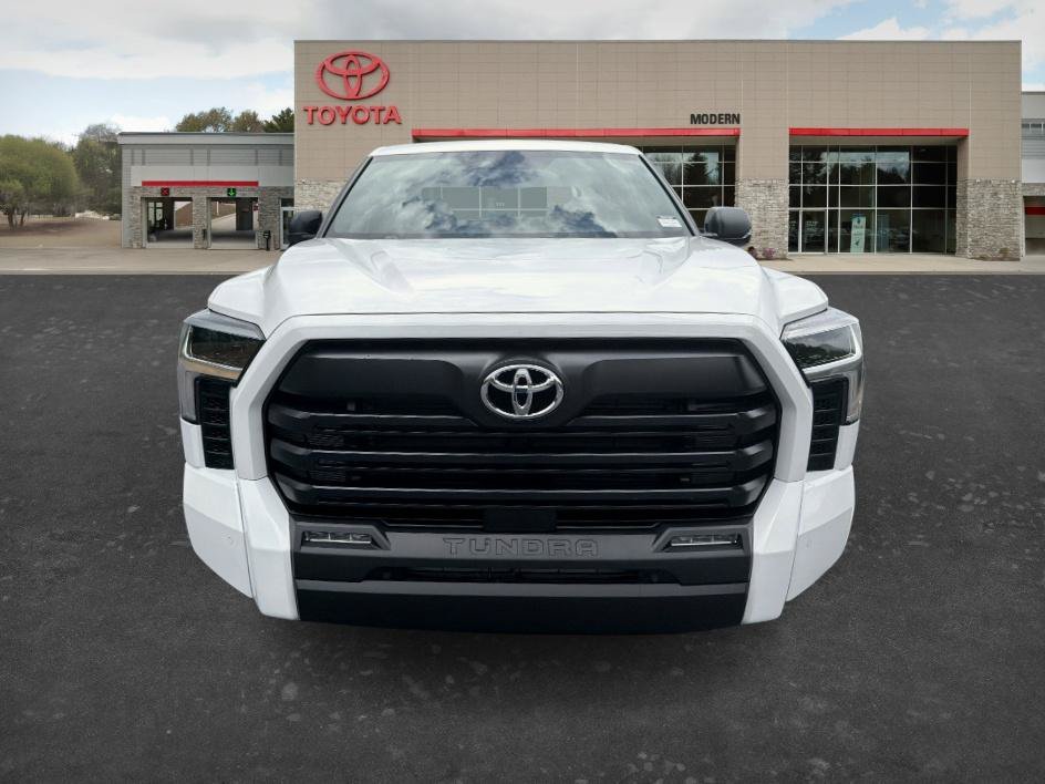 New 2026 Ice Cap Toyota SR5 image 2