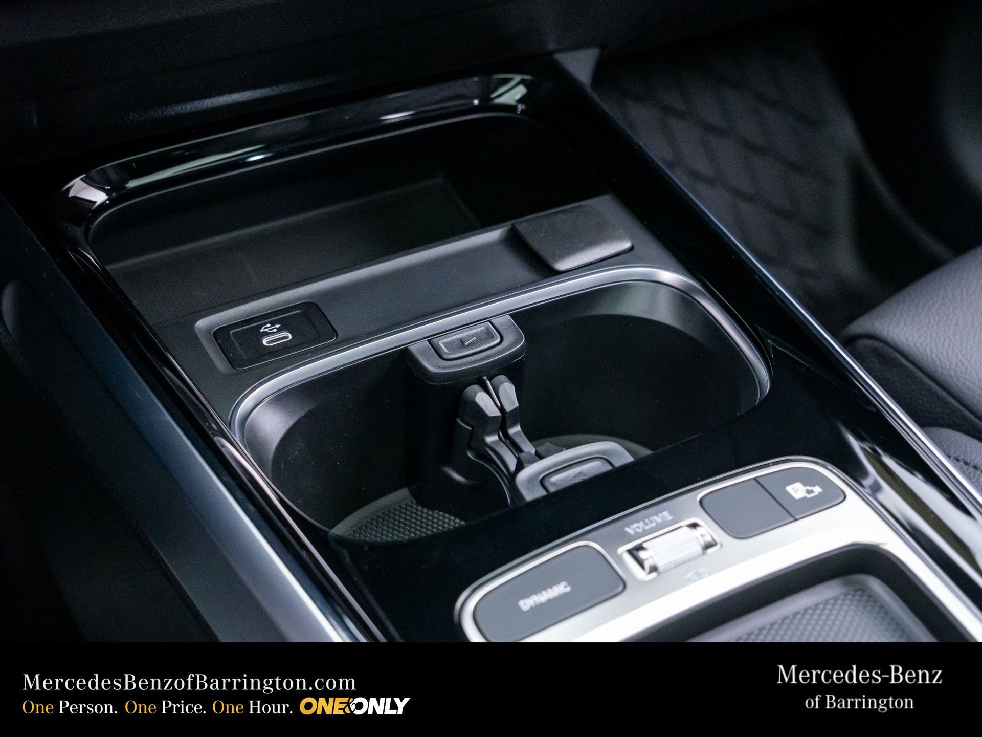 New 2026 Mountain Grey Metallic Mercedes-Benz GLB 250 image 70