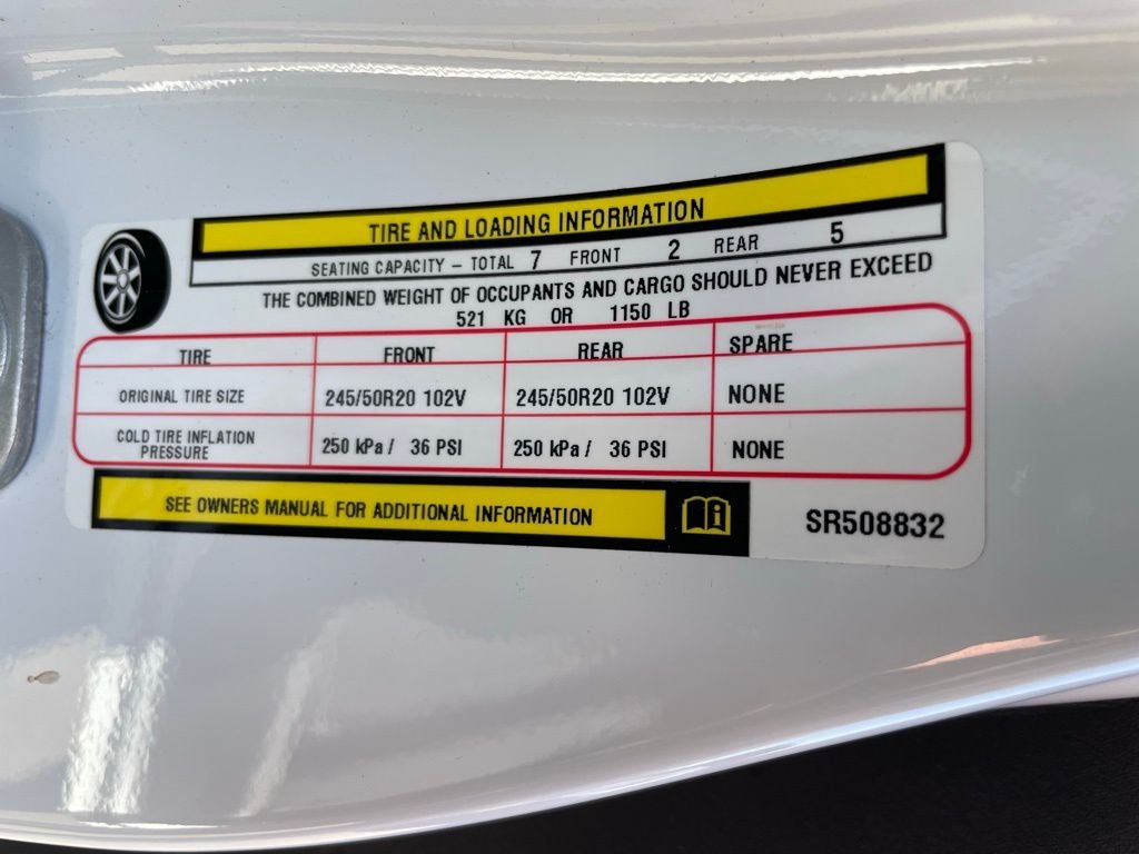 Used 2025 White Chrysler Limited image 45