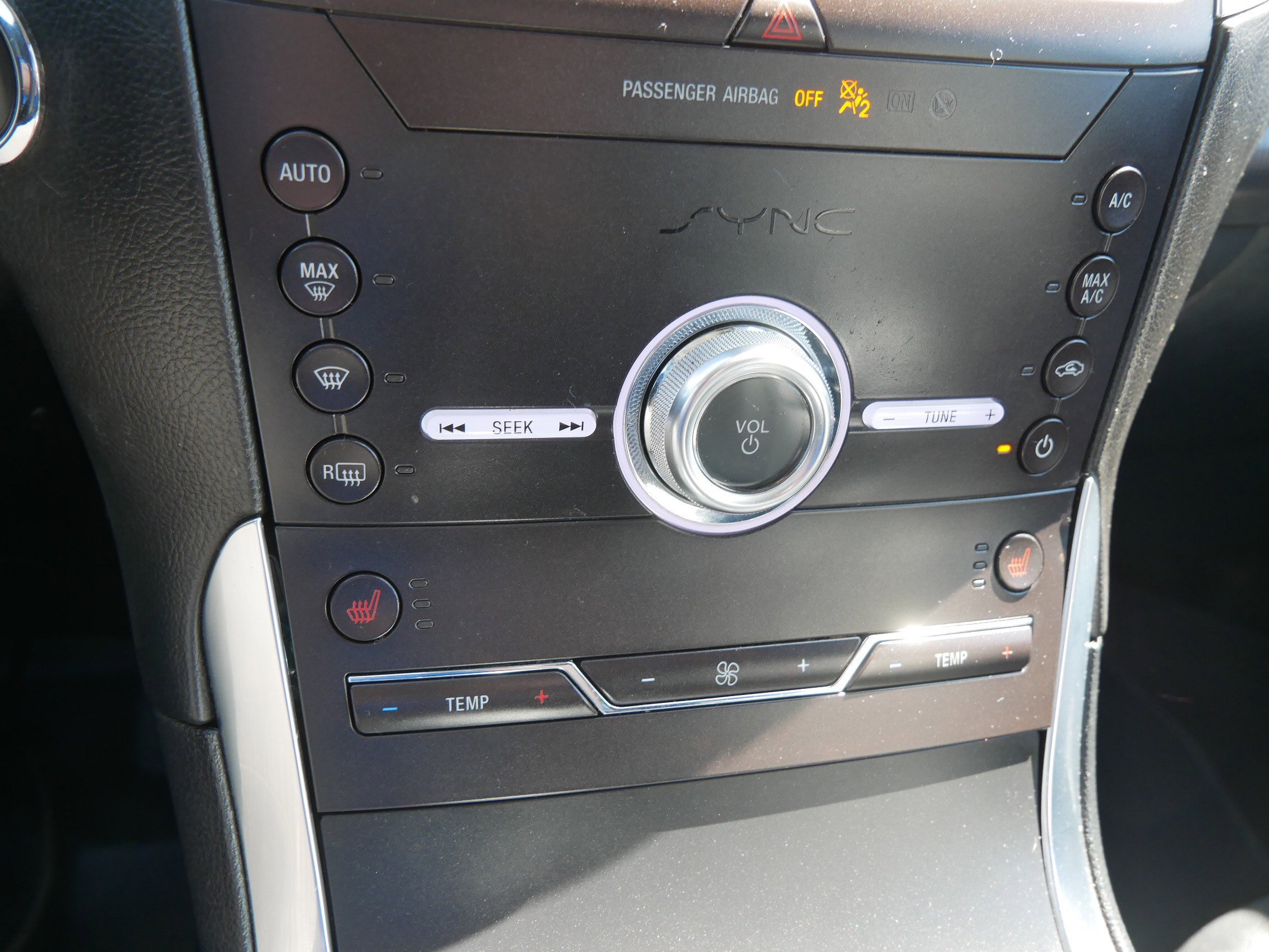 Used 2020 Black Ford Titanium image 23
