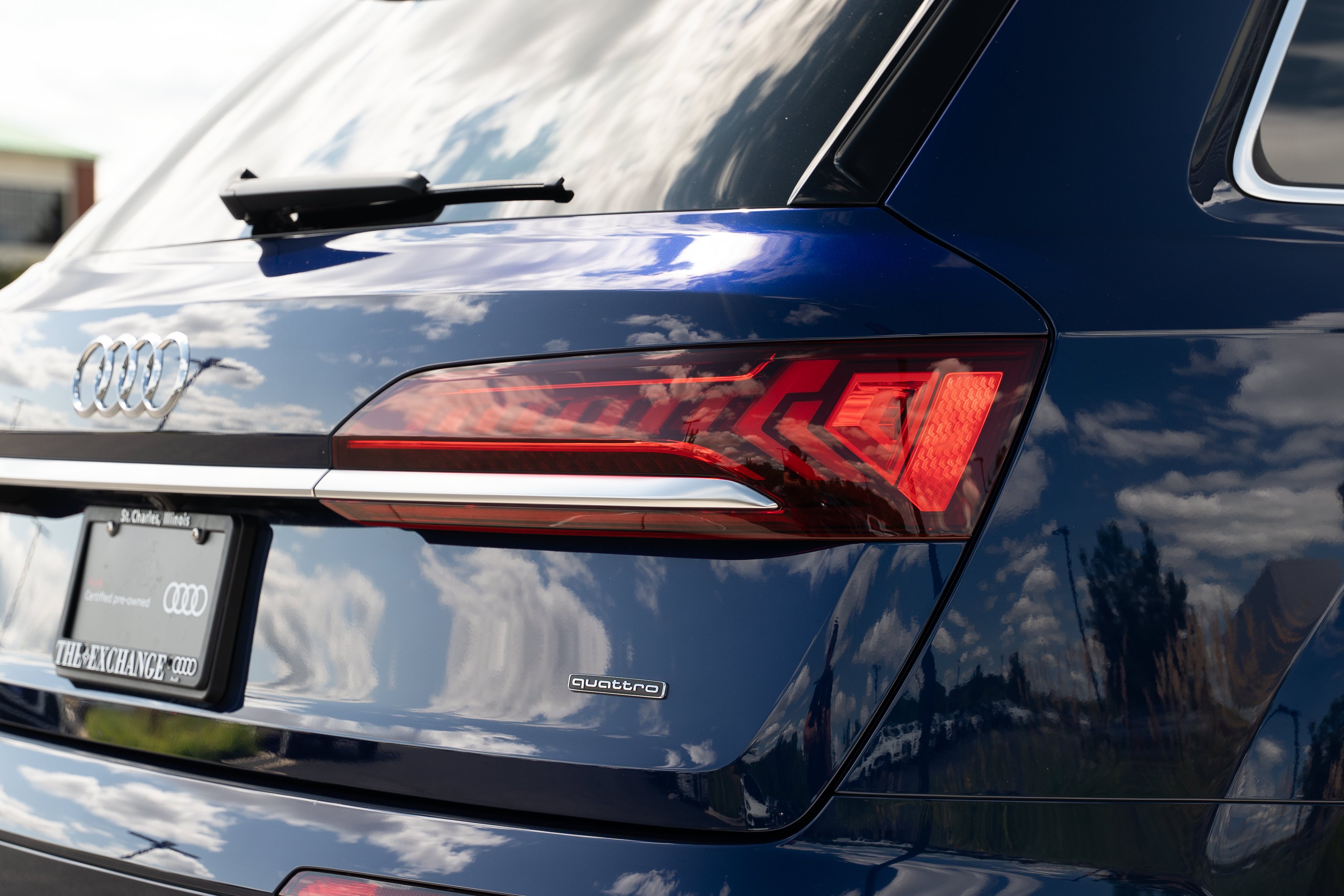 Certified Used 2022 Navarra Blue Metallic Audi Premium Plus image 30